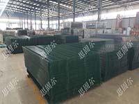 圍欄網(wǎng)片生產成品